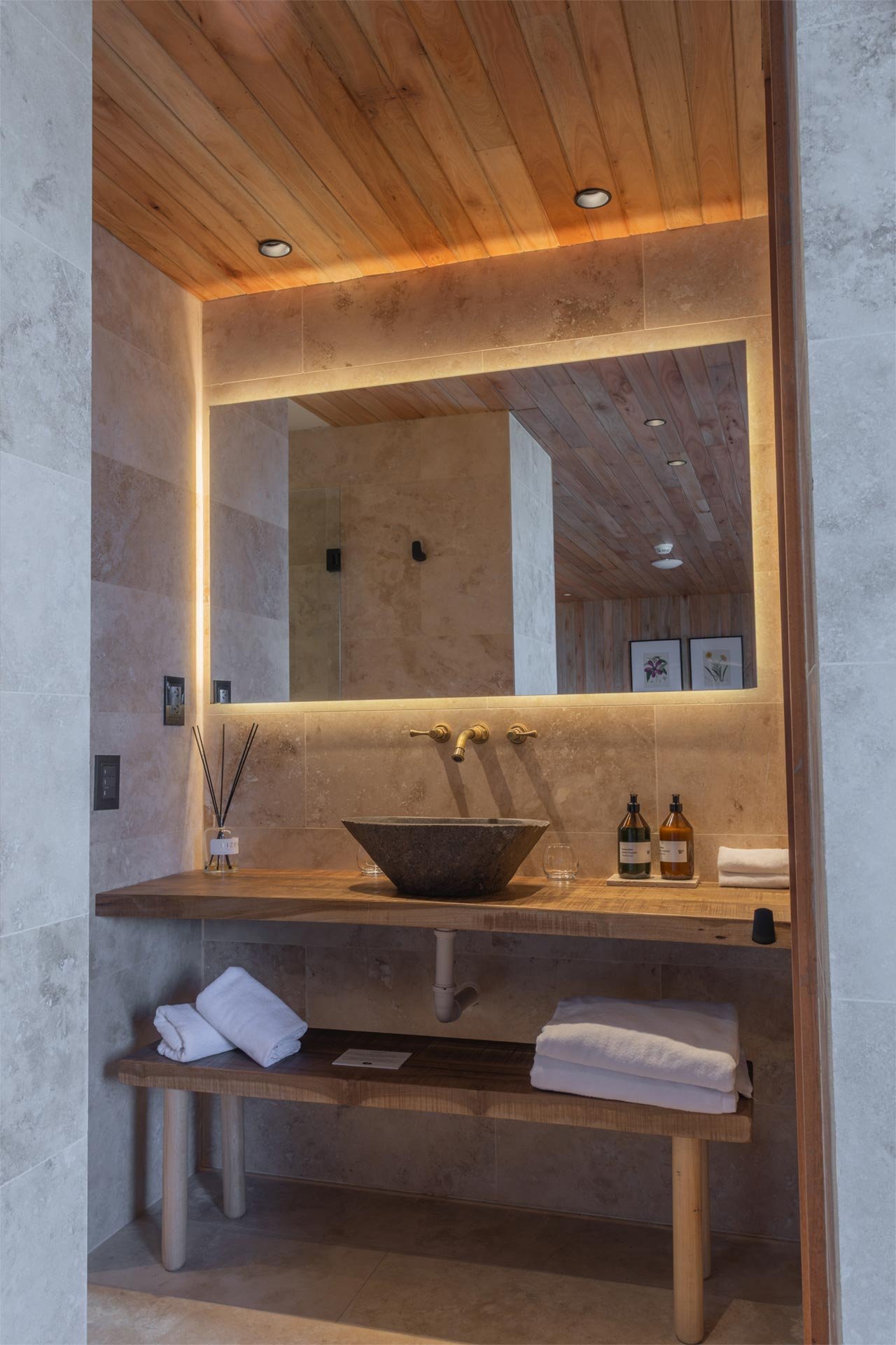 Locus Solus Hotel Singular